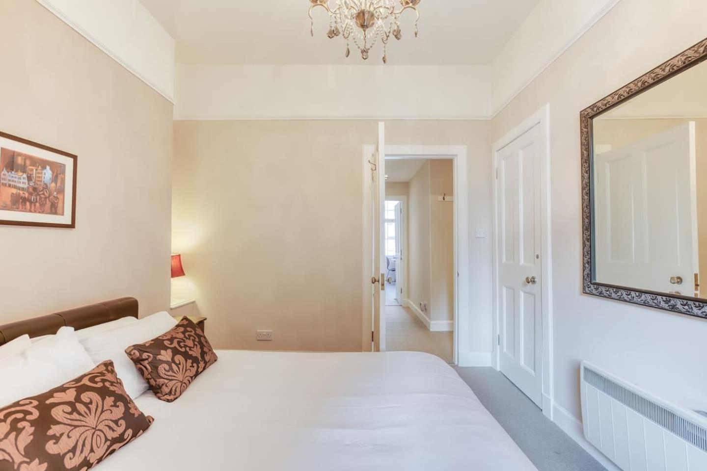 West Port - 2Br In The Heart Of The Old Town Just Off The Grassmarket 에든버러 외부 사진