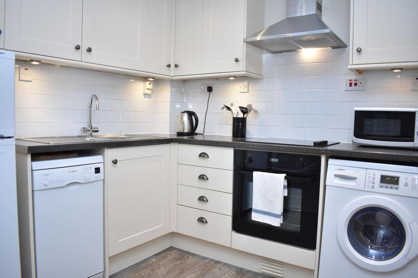 West Port - 2Br In The Heart Of The Old Town Just Off The Grassmarket 에든버러 외부 사진